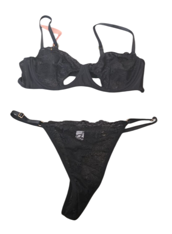 Conjunto Negro Sujetador y Calzón – Lencería Sexy